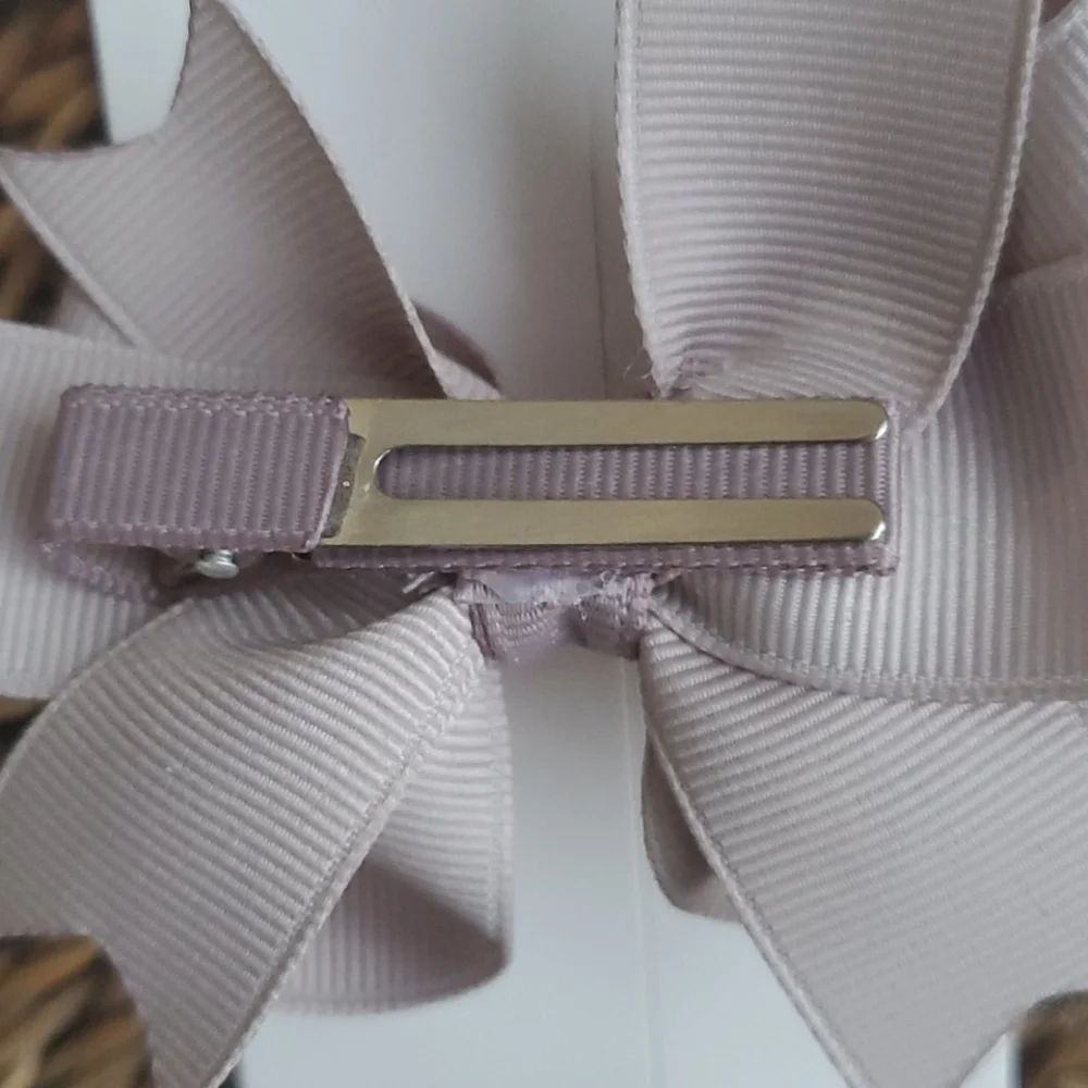 NWT Boutique Layered Pigtail Bows Set of 2